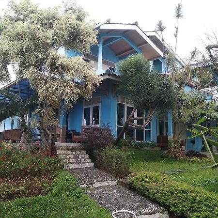 Garden Villas Cipanas Sindanglaya Exterior photo