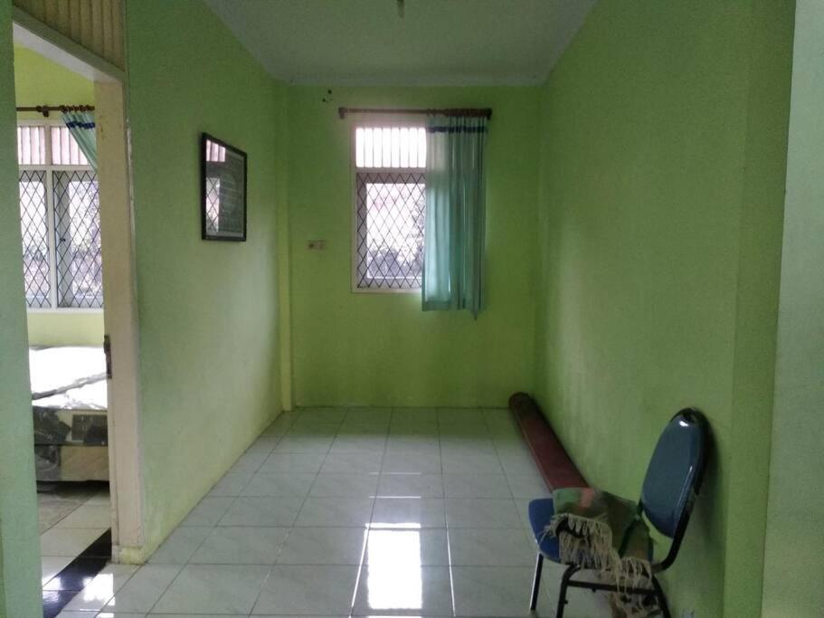 Garden Villas Cipanas Sindanglaya Exterior photo