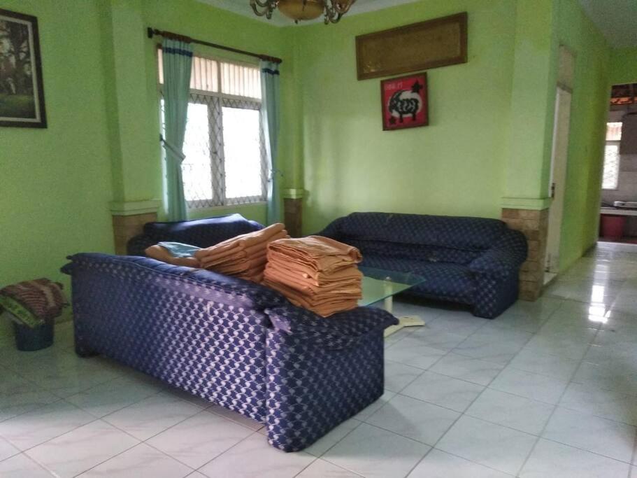 Garden Villas Cipanas Sindanglaya Exterior photo